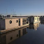Сasa de vacaciones Ostsee Hausboot Ostseeblick 1 Schleswig
