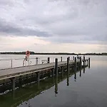 Сasa de vacaciones Ostsee Hausboot Ostseeblick 1 Schleswig