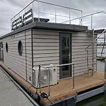 Ostsee Hausboot Ostseeblick 1 Ferienhaus Schleswig