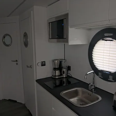 Ostsee Hausboot Ostseeblick 1 *