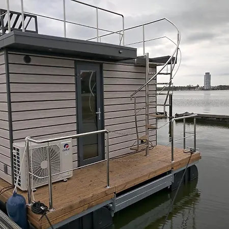 Ostsee Hausboot Ostseeblick 1 Szlezwik