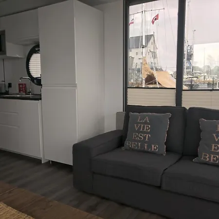 Дом отдыха Ostsee Hausboot Ostseeblick 1 Шлезвиг