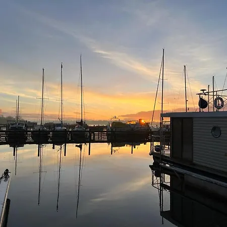 Dom wakacyjny Ostsee Hausboot Ostseeblick 1 Szlezwik