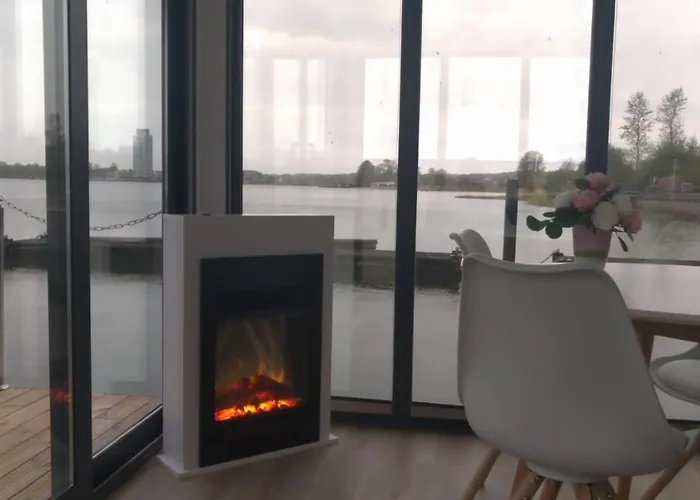 Ostsee Hausboot Ostseeblick 1 Vakantiehuis *