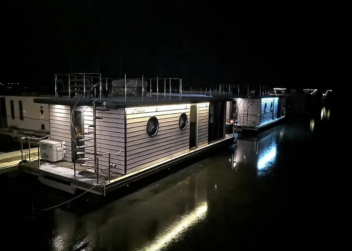 Ostsee Hausboot Ostseeblick 1 Vakantiehuis *