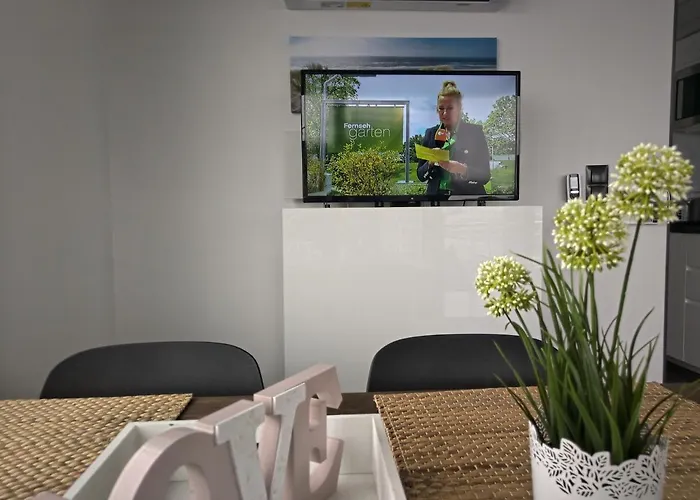 Ostsee Hausboot Ostseeblick 1 Vakantiehuis Schleswig