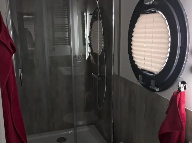 Ostsee Hausboot Ostseeblick 1 Vakantiehuis