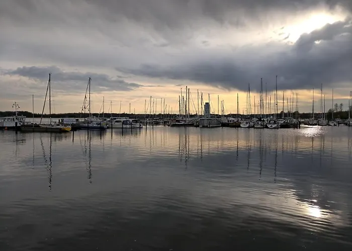 Ostsee Hausboot Ostseeblick 1 Vakantiehuis Schleswig