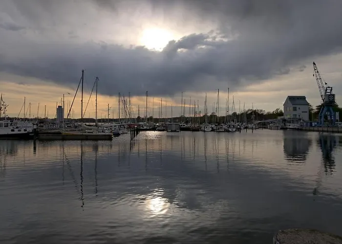 Ostsee Hausboot Ostseeblick 1 *