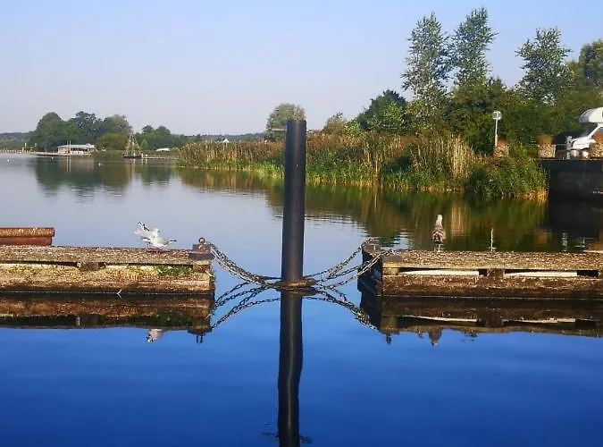 Ostsee Hausboot Ostseeblick 1 Vakantiehuis *