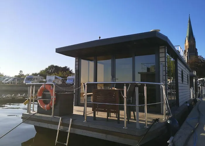 Ostsee Hausboot Ostseeblick 1 *