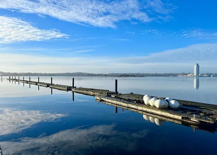 Ostsee Hausboot Ostseeblick 1 * Schleswig