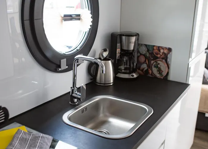 Ostsee Hausboot Ostseeblick 1 * Schleswig